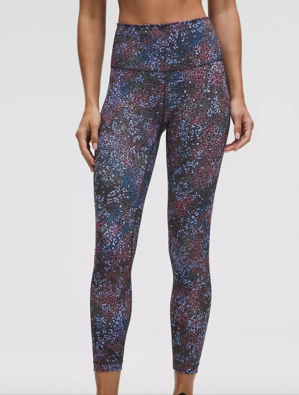 lululemon Contour Fit Wunder Train Leggings, 28" Inseam. Size 4. EUC.